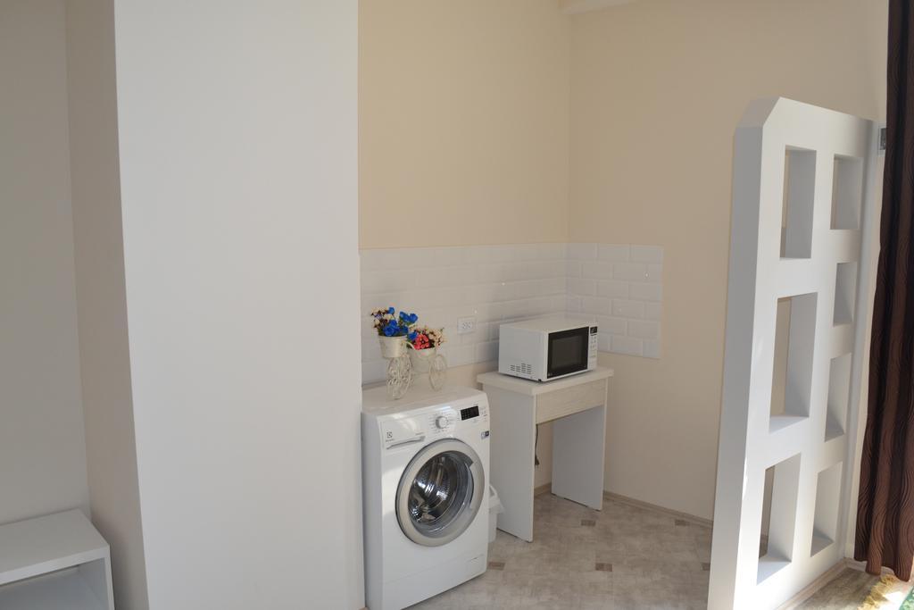 Family Apartment In Avlabari Tbilisi Luaran gambar