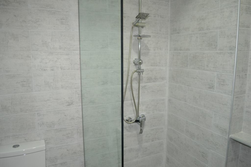 Family Apartment In Avlabari Tbilisi Luaran gambar