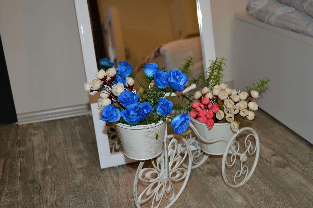 Family Apartment In Avlabari Tbilisi Luaran gambar